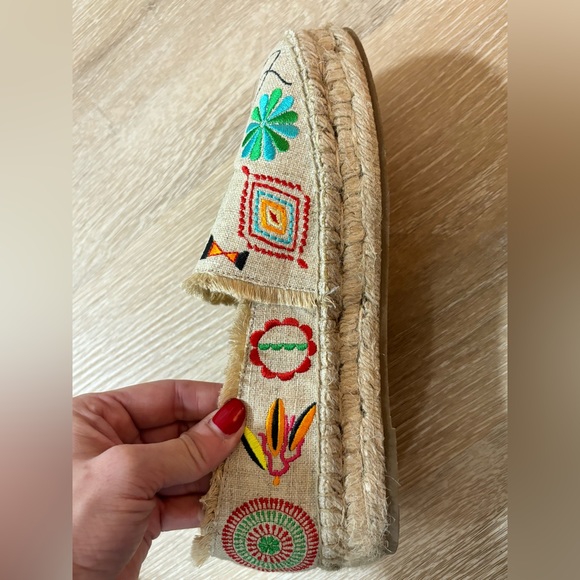 New Johnny Was Parker Espadrille - JWS2322 (Multi, 7)​​​ - Picture 13 of 13